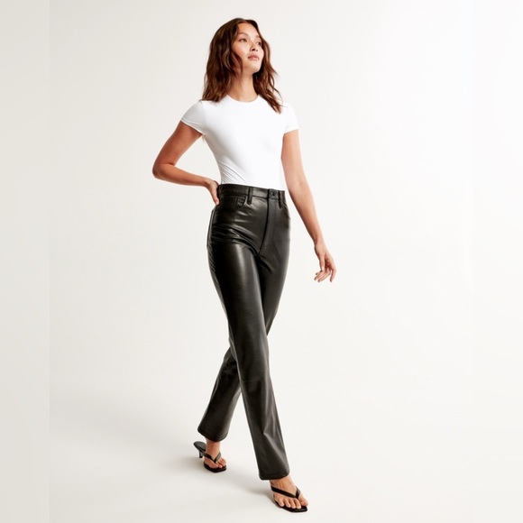 Abercrombie & Fitch Vegan Leather 90’s Straight Leg Ultra High Rise - Picture 1 of 13